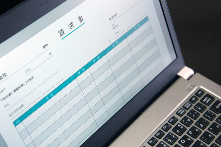 pixta_102065473_M (1).jpg