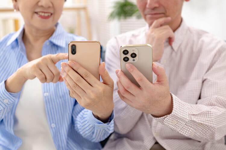 【シニア向け】プラチナNISAとは？仕組みやリスクなど始める前に知っておきたいこと