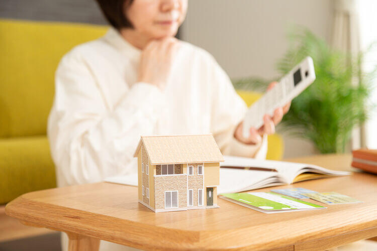 住民税は都会に住むほど高い？計算方法や住民税の負担を抑える控除・制度も紹介