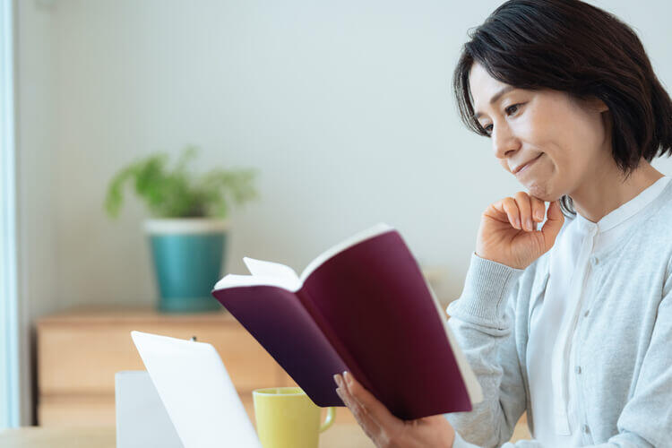 pixta_98307600_M (1).jpg