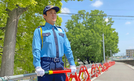 定年なし ミドル シニアならではの 安心感 が活かせる 警備スタッフ 週2 時給1250円も 中高年 40代 50代 60代 のパート アルバイト バイト 転職 仕事情報 マイナビミドルシニア