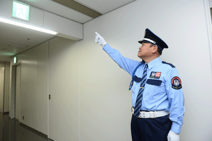 嘱託採用 駅チカ大学の警備業務 月10回程度 宿直で月給24万円 アルバイトで70歳迄勤務可 目白 中高年 40代 50代 60代 のパート アルバイト バイト 転職情報 マイナビミドルシニア