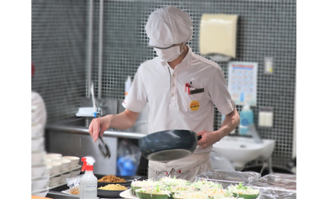 シダックスヒューマン&フードサービス株式会社　※ＳＵＭＣＯ長浜工場 内厨房356223