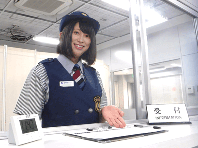 ㈱全日警